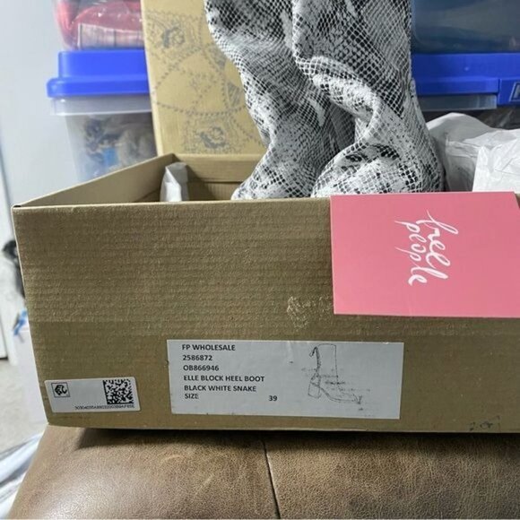Free People Elle Boot Block Heel Snakeskin Boot White Grey 39 9 - Picture 10 of 16